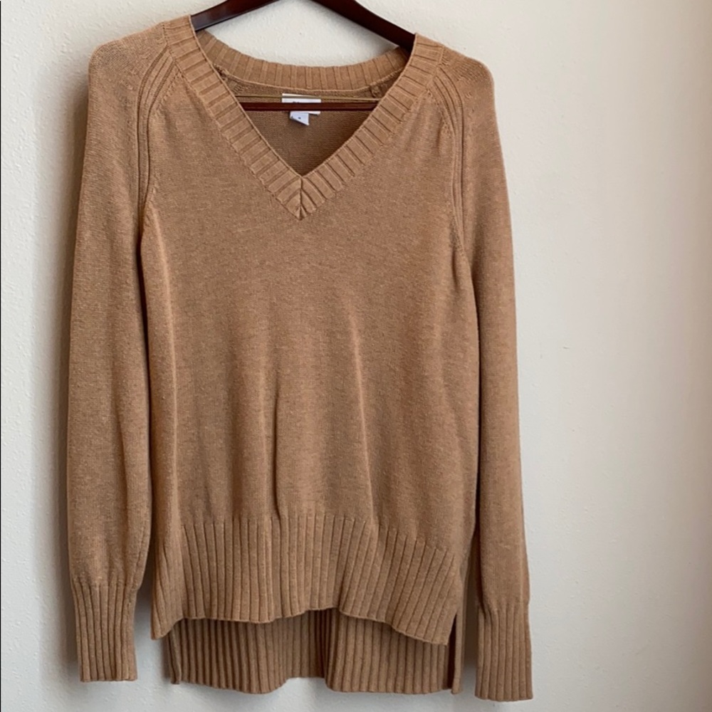 Beautiful Old Navy high low sweater